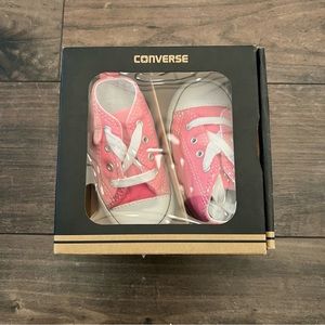 Converse First Star baby shoes